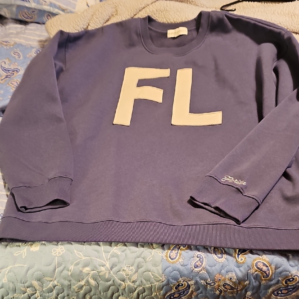 Women's Blueish/Purple Sweatshirt XL with Florida Embroidered On Left Sleeve